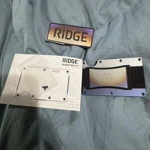 The Ridge wallet - Titanium Cash strap - Burnt - NWT